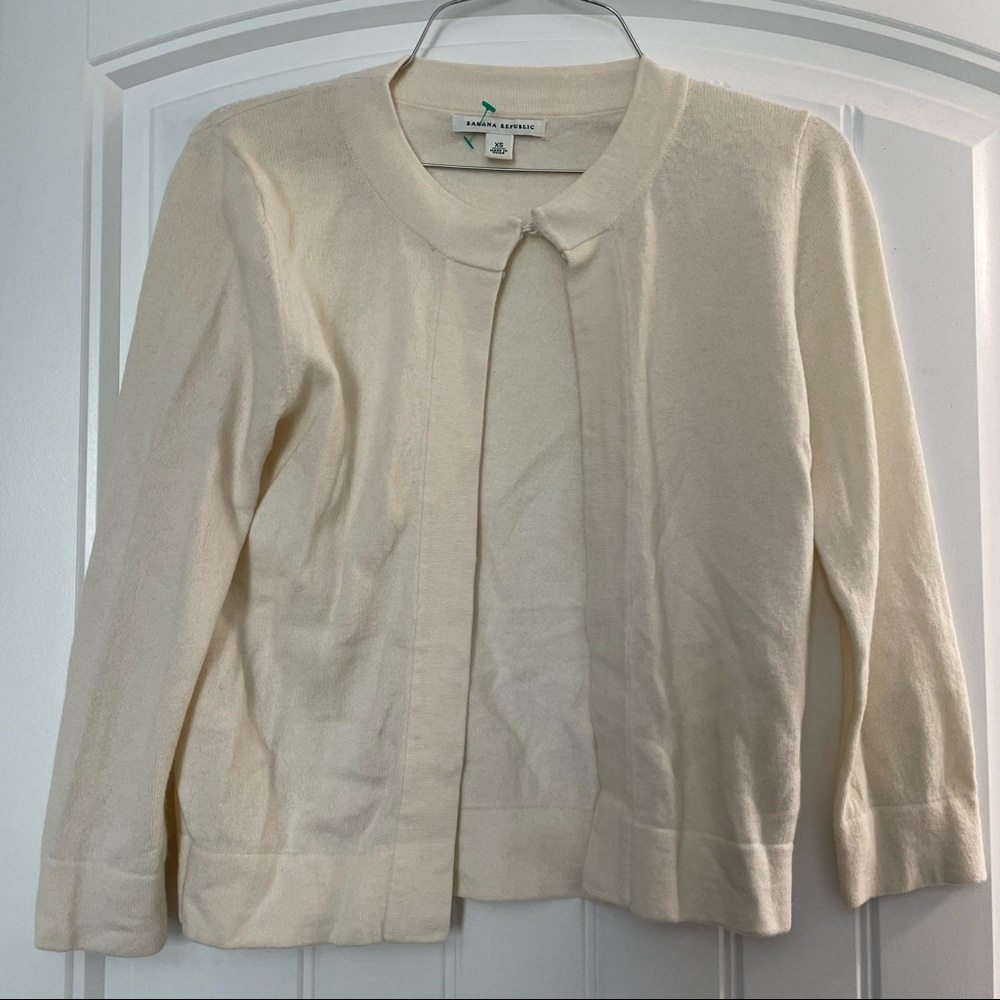 Off white Banana Republic Cardigan